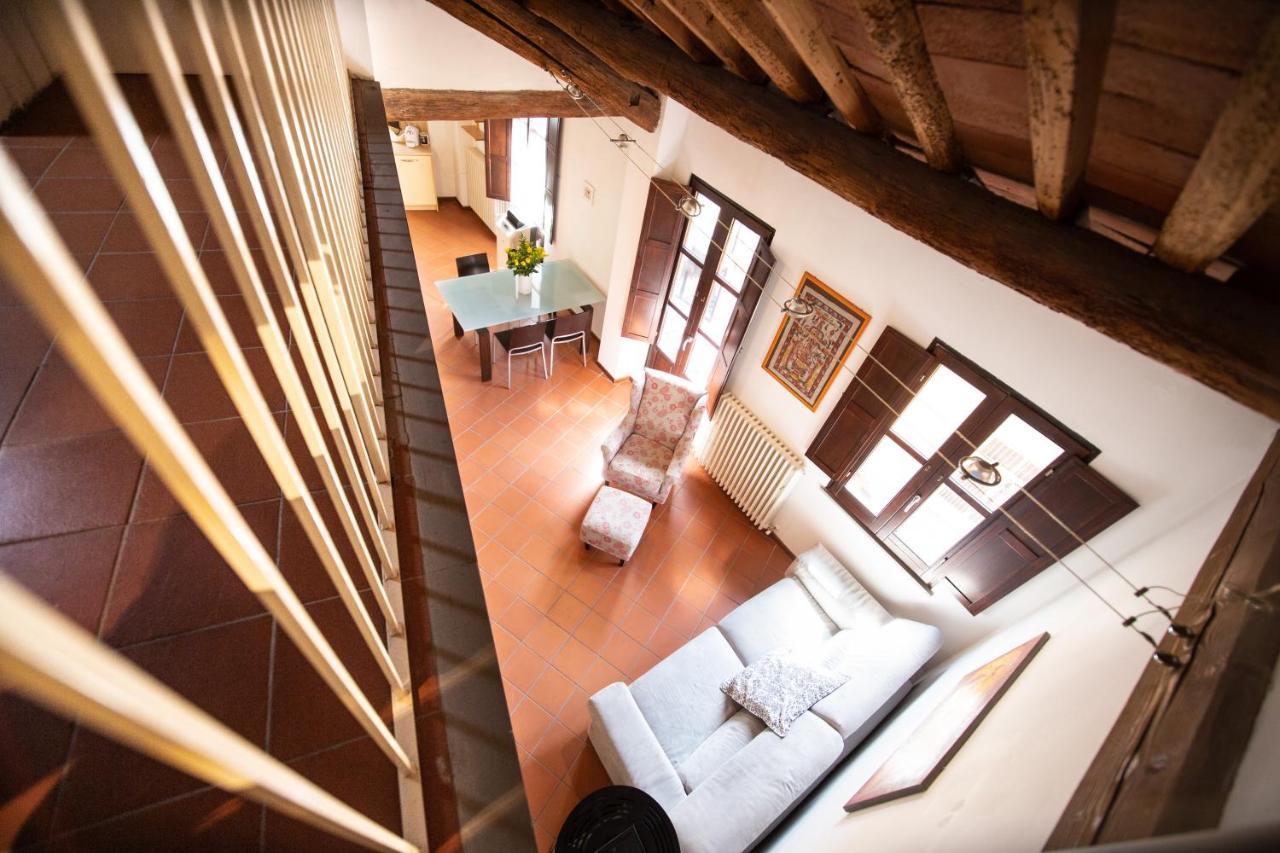 Serena Apartment, Cosy Close Center Town ルッカ エクステリア 写真