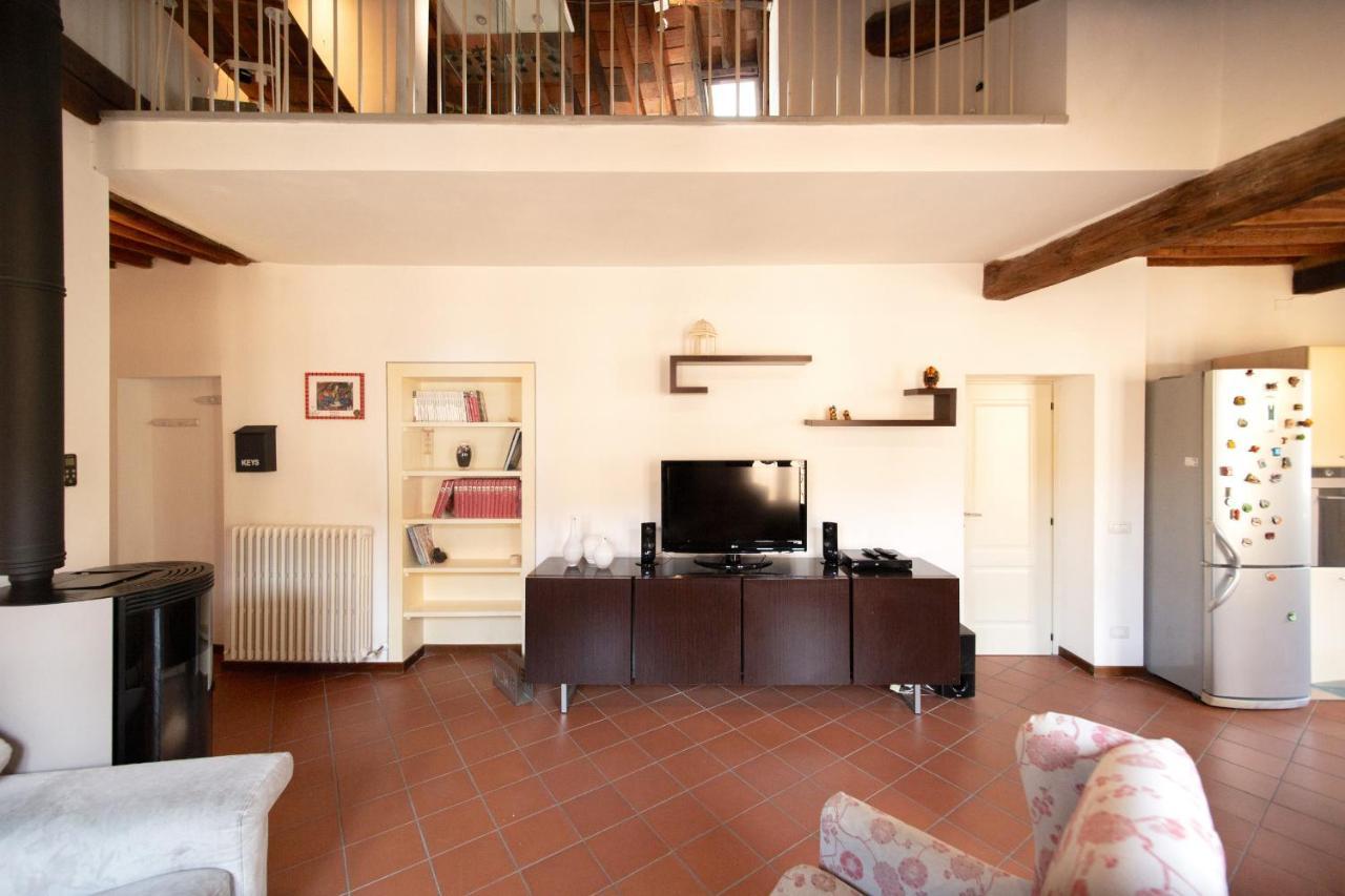 Serena Apartment, Cosy Close Center Town ルッカ エクステリア 写真