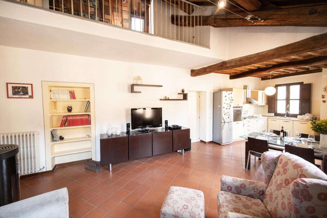 Serena Apartment, Cosy Close Center Town ルッカ エクステリア 写真