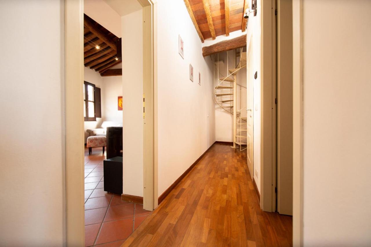 Serena Apartment, Cosy Close Center Town ルッカ エクステリア 写真
