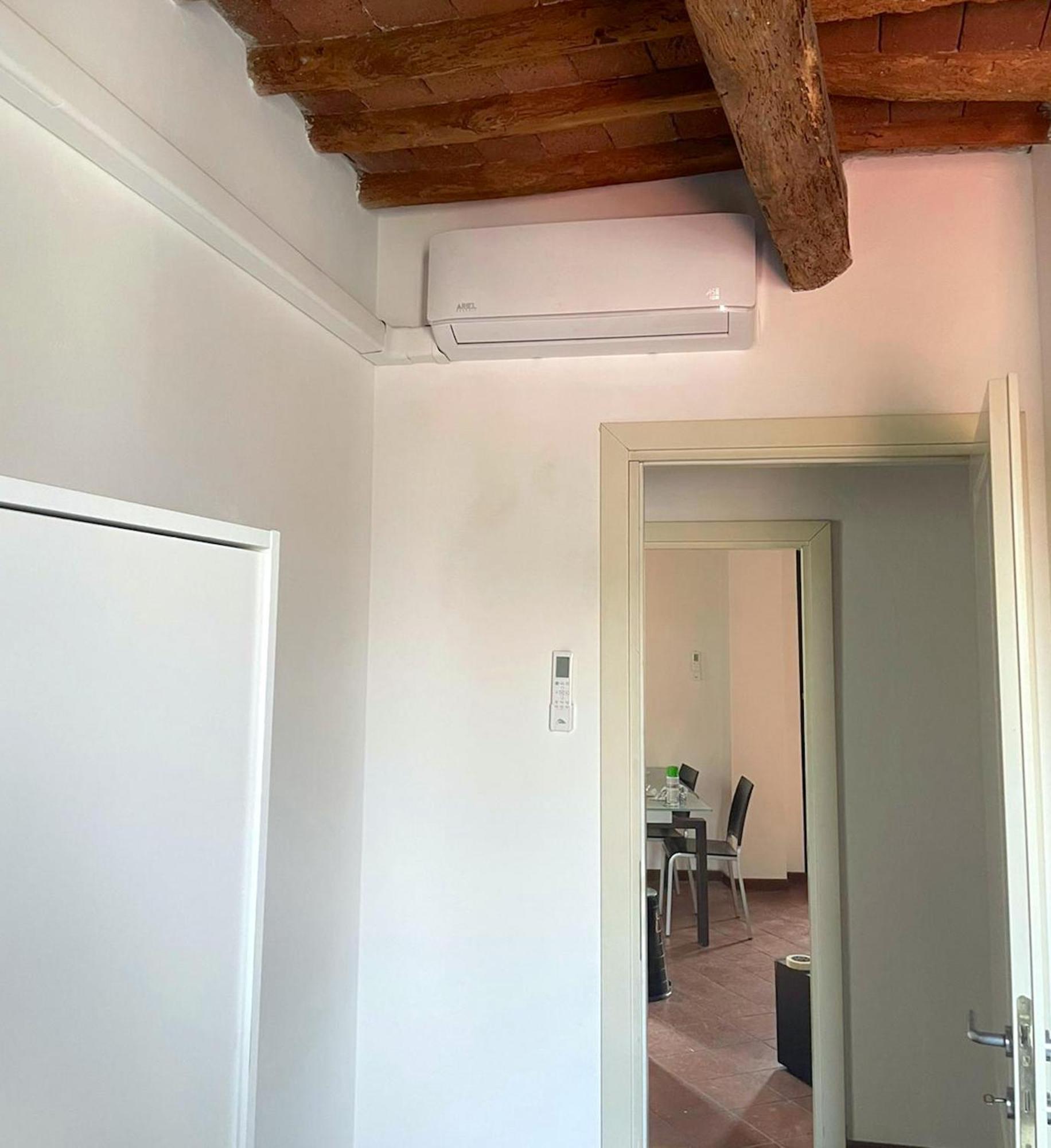 Serena Apartment, Cosy Close Center Town ルッカ エクステリア 写真